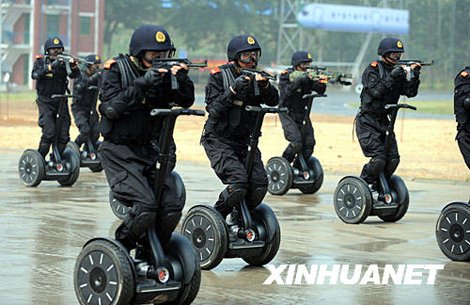 segways y policias chinos segways y policias chinos